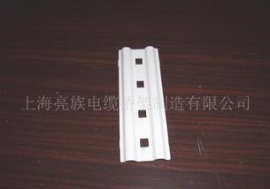 鍍鋅衝孔橋架的施工情況